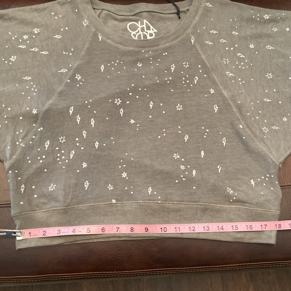 Women's Green Chaser top embellished w/ silver lightning bolts & stars. Size S - Picture 4 of 6